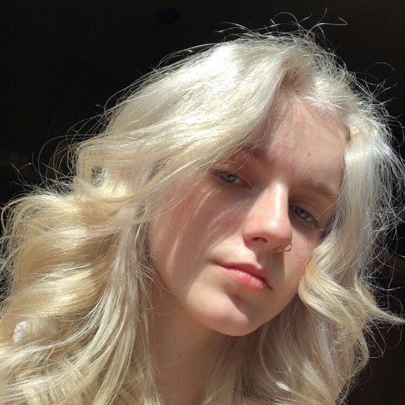 Meet your Posher, Maddi - Picture 1 of 1